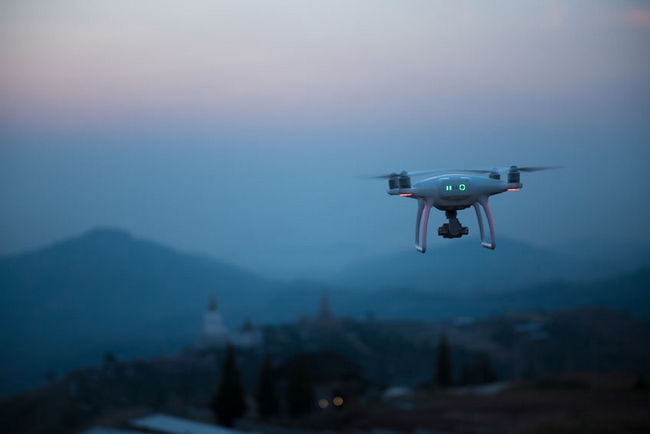 Ιρλανδία: Ο πρώτος διανομέας μέσω drone άρχισε τις παραδόσεις ιατρικού υλικού και τροφίμων