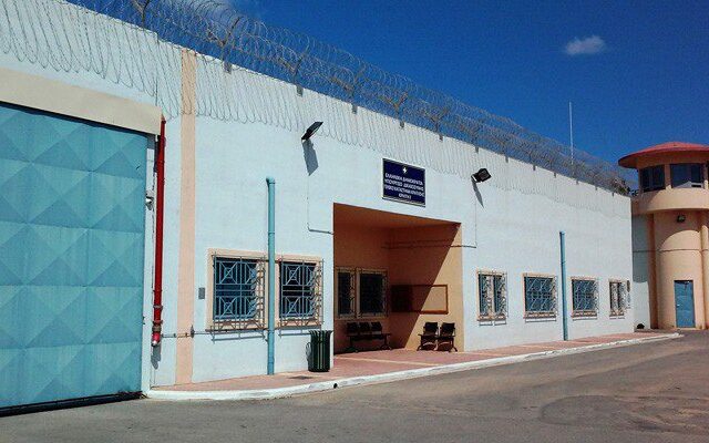 Εξέγερση κρατουμένων στις φυλακές Αγιάς στα Χανιά