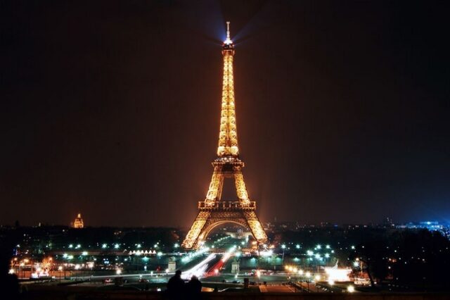 Γαλλία: Ανοίγει ξανά ο Πύργος του Άιφελ, αλλά χωρίς ασανσέρ