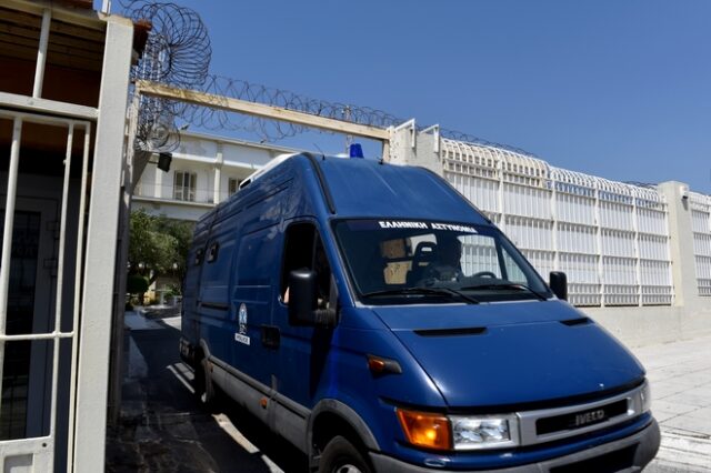 Μαφία των φυλακών: Στο νοσοκομείο ο δικηγόρος Γιώργος Αντωνόπουλος
