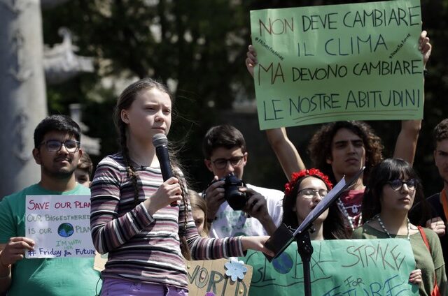 Βρετανία: 830 συλλήψεις διαδηλωτών για το κλίμα –  Η 16χρονη Γκρέτα Τούνμπεργκ καλεί σε νέες συγκεντρώσεις