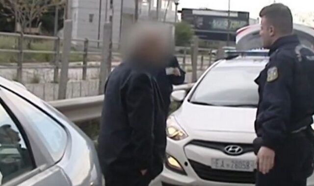 Απίστευτο: Ηλικιωμένος πήγαινε ανάποδα για 10 χιλιόμετρα στην Αθηνών – Λαμίας