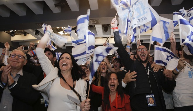 Εκλογές στο Ισραήλ: Μάχη Νετανιάχου – Γκαντζ στήθος με στήθος δείχνουν τα exit polls