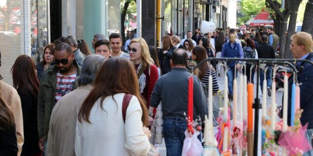 Πάσχα 2019: Ξεκίνησε το εορταστικό ωράριο – Ποιες ώρες και μέρες θα λειτουργούν τα καταστήματα