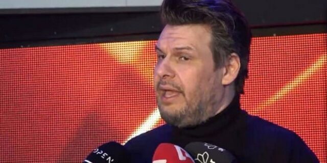 Πάνος Κιάμος: Όταν κινδύνευσε η ζωή του από πιρούνι μέσα σε γαρύφαλλο