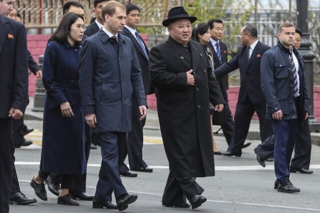 Συνάντηση Πούτιν – Κιμ: Το καπέλο του Κορεάτη ηγέτη έκλεψε τις εντυπώσεις