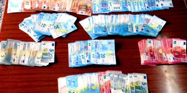 Εξαρθρώθηκε οργανωμένο κύκλωμα διακίνησης ναρκωτικών σε περιοχές της Βοιωτίας