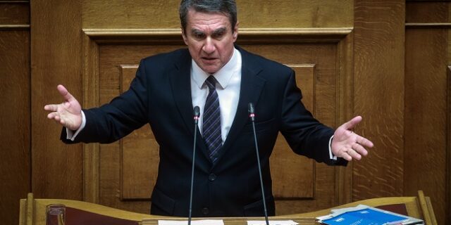 Novartis: Στη Βουλή η δικογραφία για τον Ανδρ. Λοβέρδο