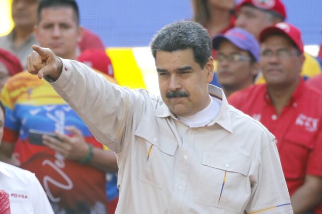 Μαδούρο σε Τραμπ: “Απαιτούμε τα 30 δισ. που κλέψατε από τον λαό της Βενεζουέλας”
