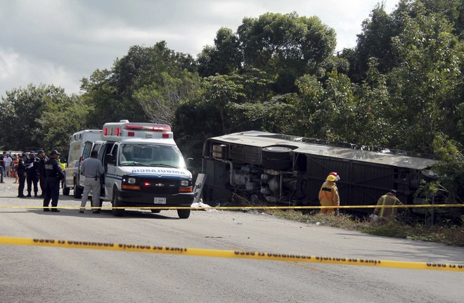 Μεξικό: Ανατροπή λεωφορείου με 11 νεκρούς
