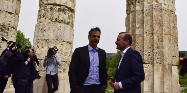 Η απάντηση Βέμπερ στις κατηγορίες περί ανθελληνισμού – Νέα επίθεση Μητσοτάκη σε Τσίπρα για ΧΑ