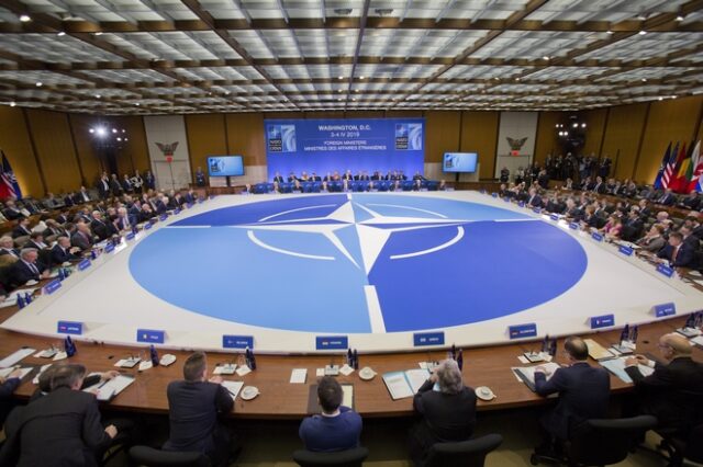 NATO: Οι Έλληνες βουλευτές αποχώρησαν από τη συνέλευση