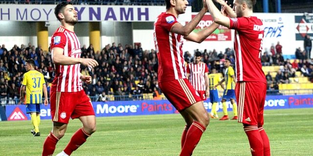 Θρίαμβος του Ολυμπιακού στο Αγρίνιο