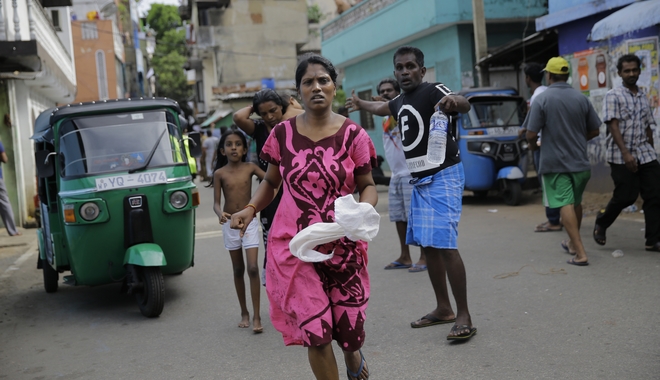 Σρι Λάνκα: Διεθνές δίκτυο τρομοκρατικών οργανώσεων πίσω από το αιματοκύλισμα