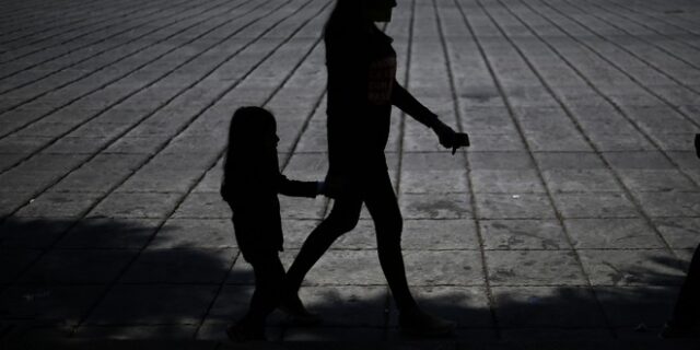 Συναγερμός για το παιδικό trafficking: Η Ελλάδα είναι πλέον χώρα προορισμού