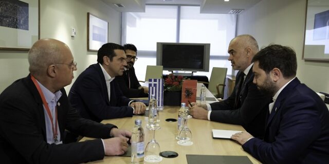 Τσίπρας σε Ράμα: Κριτήριο για την ενταξιακή πορεία της Αλβανίας ο σεβασμός της μειονότητας