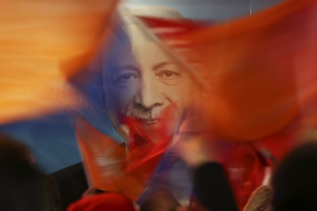 Αποτυχία του Ερντογάν στις δημοτικές εκλογές της Τουρκίας “βλέπουν” τα διεθνή ΜΜΕ
