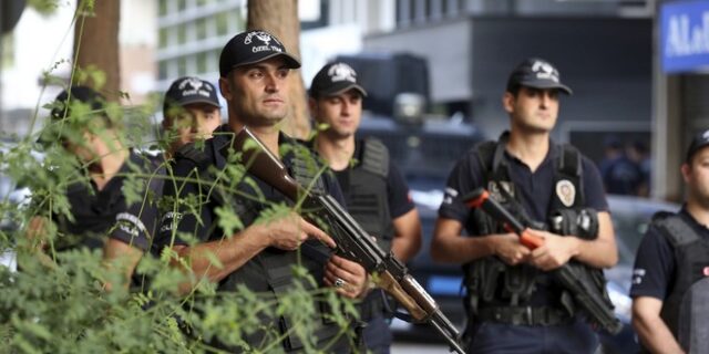 Τουρκία: Υπό κράτηση δύο άνδρες ως κατάσκοποι των Ηνωμένων Αραβικών Εμιράτων