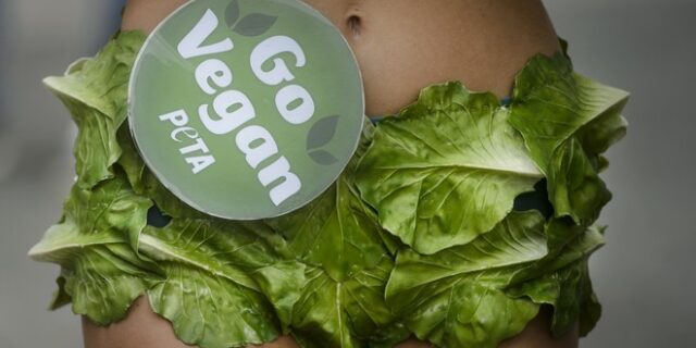 Στη φυλακή vegan που βανδάλισαν κρεοπωλεία