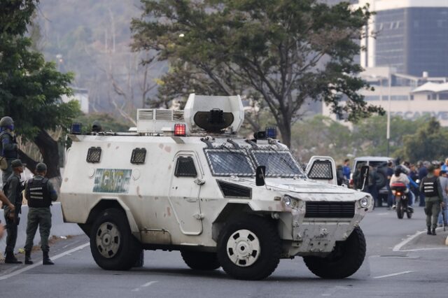Βενεζουέλα: Στρατιώτες του Γκουαϊδό καλούν πολίτες να εξεγερθούν κατά του Μαδούρο