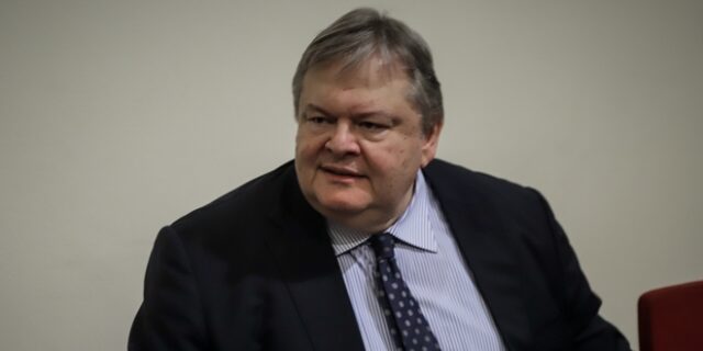 Βενιζέλος για Novartis: Ζήτημα παραγραφής της σκευωρίας δεν τίθεται