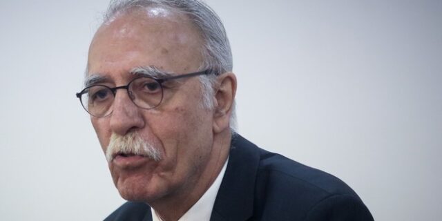 Βίτσας: Διεθνές κύκλωμα διακινητών πίσω από τα Διαβατά