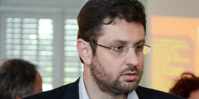 Κώστας Ζαχαριάδης: Ο ΣΥΡΙΖΑ έχει την ευθύνη να ανασυγκροτήσει τη μεγάλη Δημοκρατική Προοδευτική Παράταξη