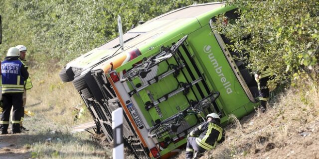 Γερμανία: Ένας νεκρός και 60 τραυματίες σε τροχαίο με λεωφορείο