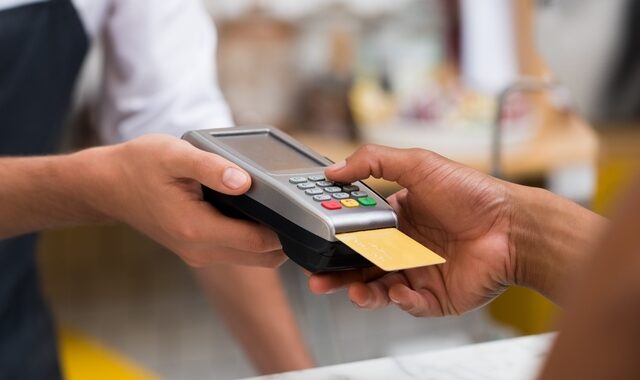 Ανέπαφες συναλλαγές: Τι αλλάζει από 14 Σεπτεμβρίου στις πληρωμές με κάρτες