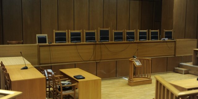 Στην τελική ευθεία η δίκη της Χρυσής Αυγής: Ξεκινούν οι απολογίες των κατηγορουμένων