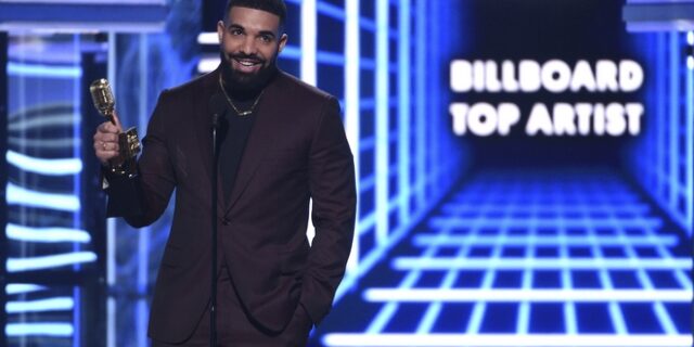 Billboard Music Awards: Ο Drake κατέρριψε το ρεκόρ της Τέιλορ Σουίφτ