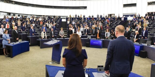 Εκλογές 2019: Η αποδυνάμωση των παραδοσιακών κομμάτων και η άνοδος της άκρας δεξιάς