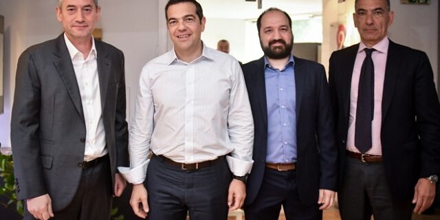 Ο Αλέξης Τσίπρας στα γραφεία της 24MEDIA
