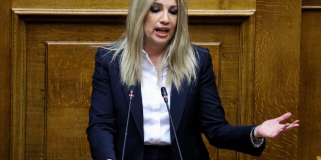 Γεννηματά: Να δώσουμε ελπίδα στους Έλληνες ότι δεν ήλθε το τέλος της πολιτικής
