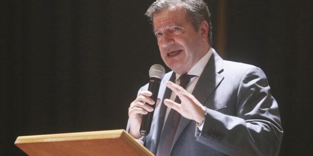 Παρασκηνιακός πόλεμος για τον διάδοχο του Γιώργου Καμίνη