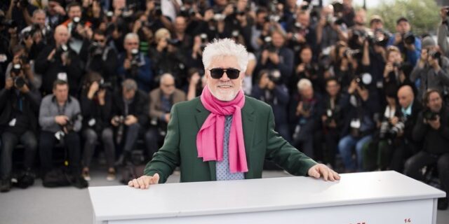 Κάννες 2019: Θριαμβευτική υποδοχή για την συγκινητική επιστροφή του Αλμοδόβαρ