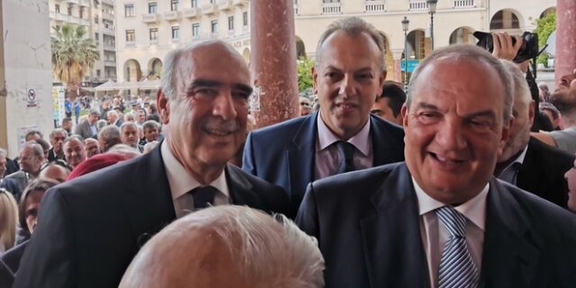 Μεϊμαράκης: “Θα σύρουμε τον Τσίπρα σε εκλογές” – Παρών ο Καραμανλής στην ομιλία του