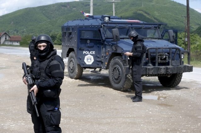Εκτονώνεται η ένταση στο βόρειο Κόσοβο: Στους 28 οι συλληφθέντες
