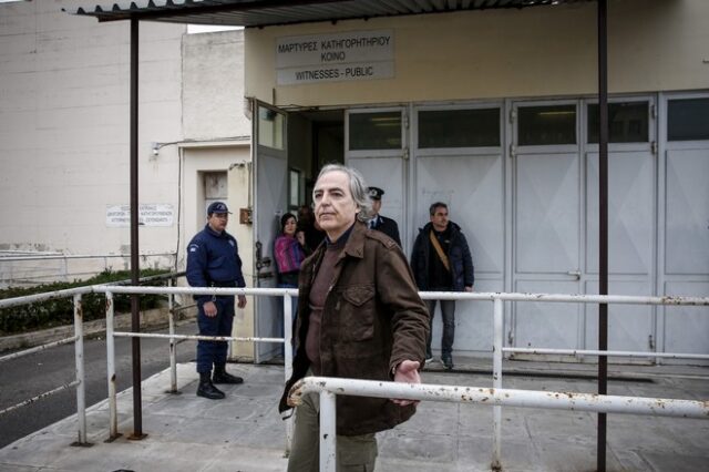 Σε κελί απομόνωσης μεταφέρθηκε ο Δημήτρης Κουφοντίνας, καταγγέλλει ο γιος του