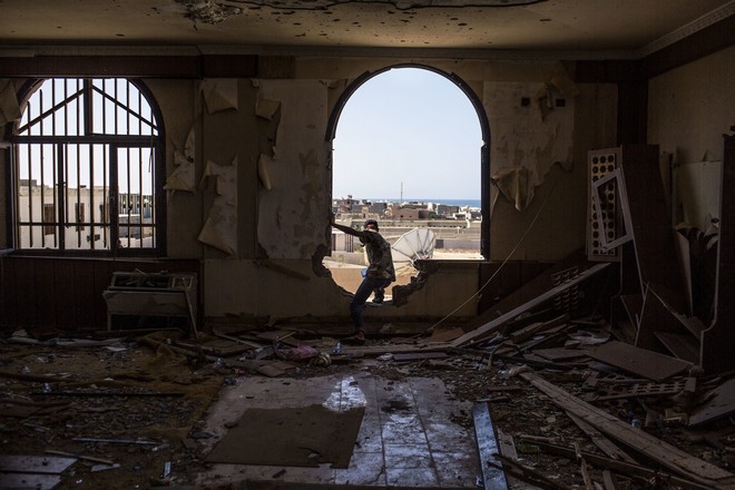 Γαλλία, Ιταλία και Γερμανία ζητούν να σταματήσουν οι εχθροπραξίες στη Λιβύη