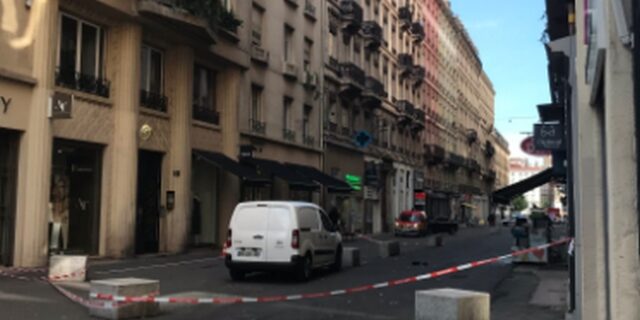 Γαλλία: Έκρηξη σε κεντρικό πεζόδρομο της Λιόν – 13 τραυματίες