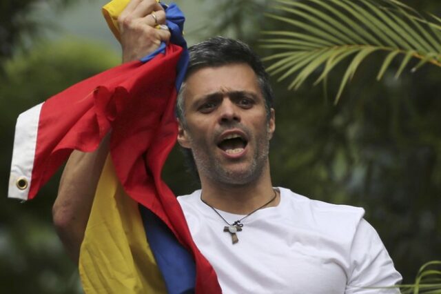Βενεζουέλα: Τη σύλληψη του Λεοπόλδο Λόπες ζητά το Ανώτατο Δικαστήριο