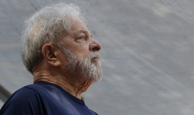 Βραζιλία: Ο Λούλα είναι ερωτευμένος και θέλει να παντρευτεί όταν αποφυλακιστεί