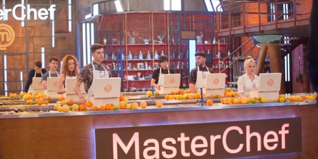 MasterChef: Ο αρχηγός, οι υποψήφιοι για αποχώρηση και η γκάφα του Μανώλη για τον Μίκη Θεοδωράκη