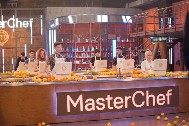 MasterChef: Ο αρχηγός, οι υποψήφιοι για αποχώρηση και η γκάφα του Μανώλη για τον Μίκη Θεοδωράκη