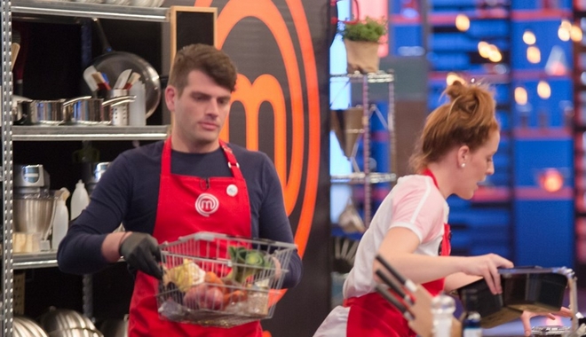 MasterChef: Χαμός με τις φωνές της Σπυριδούλας – “Πείτε της να βγάλει το σκασμό”