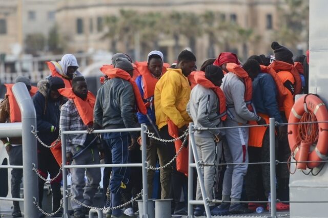 Το ναυτικό της Μάλτας διέσωσε 216 μετανάστες που κινδύνευαν στη θάλασσα