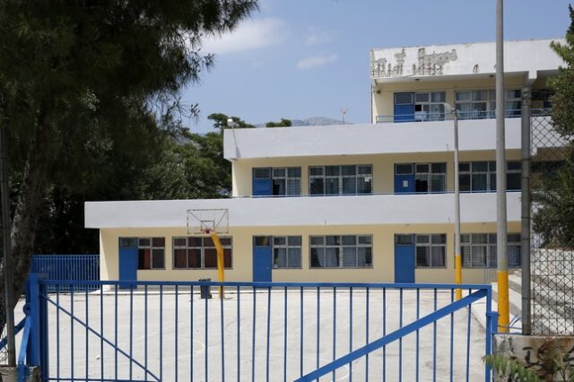Κρήτη: Μαθητής μπήκε σε αίθουσα σχολείου, κλειδώθηκε και πήδηξε από το μπαλκόνι