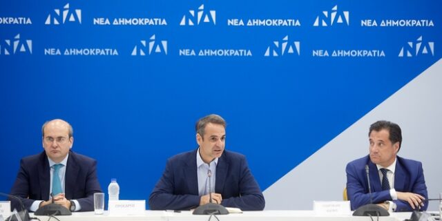 Η συνταγή της μετριοπάθειας στον δρόμο προς τις κάλπες