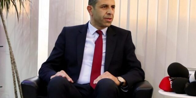 Κατεχόμενα: Αποχωρεί ο Οζερσάι – Πέφτει η “κυβέρνηση” του Ψευδοκράτους